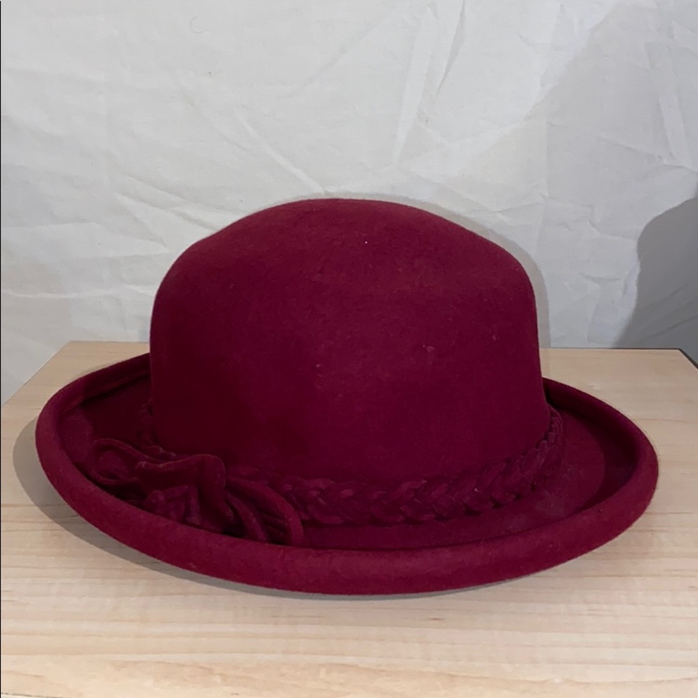 Red Liz Claiborne Bowler Hat